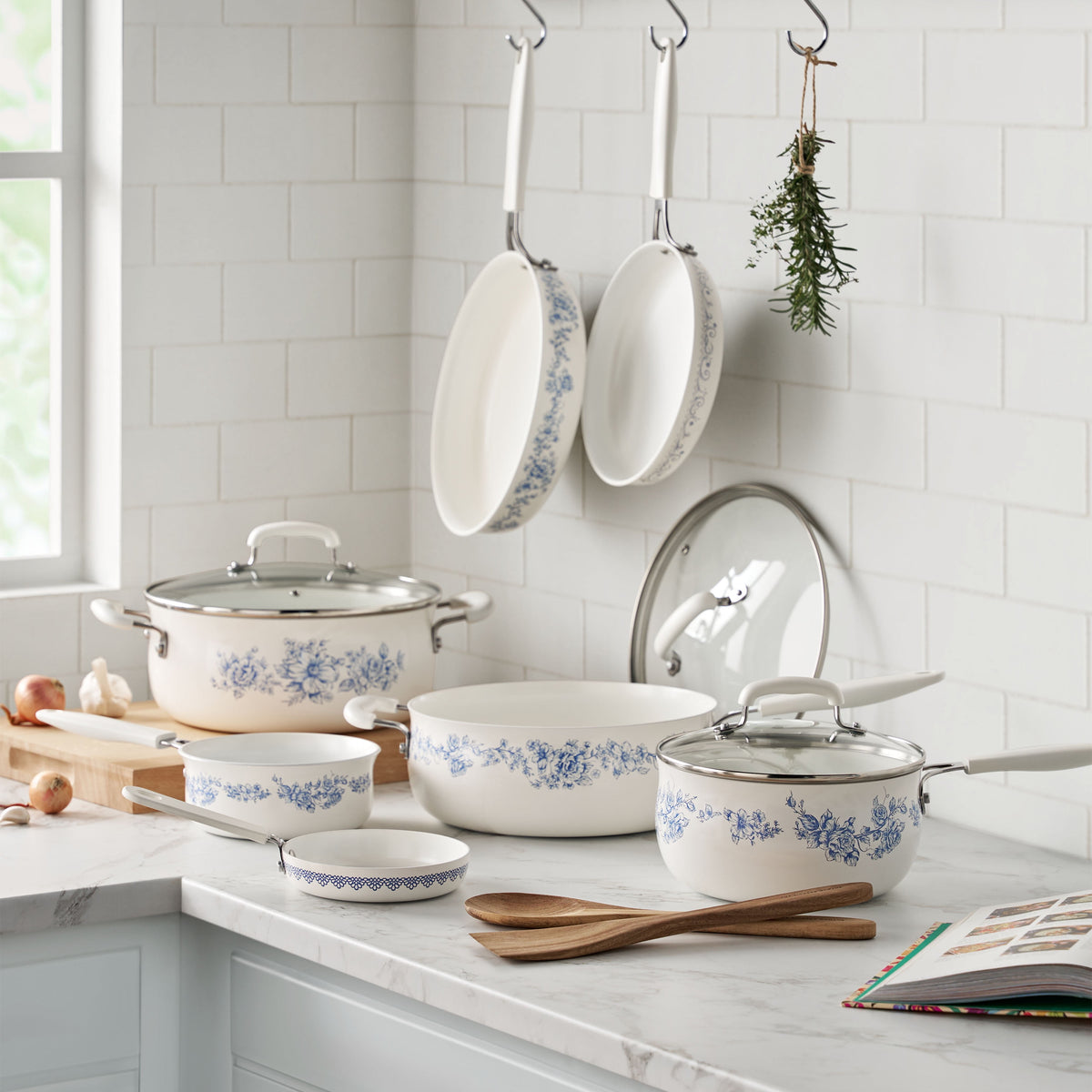 12-Piece Classic Ceramic Cookware Set, Agatha Blue