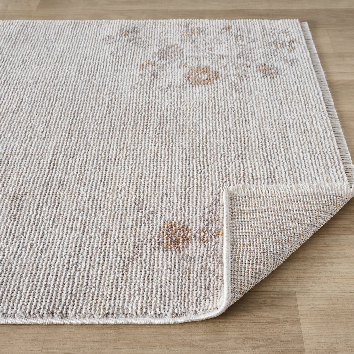 Grey Antique Floral Scatter Accent Rug, 30" x 46"