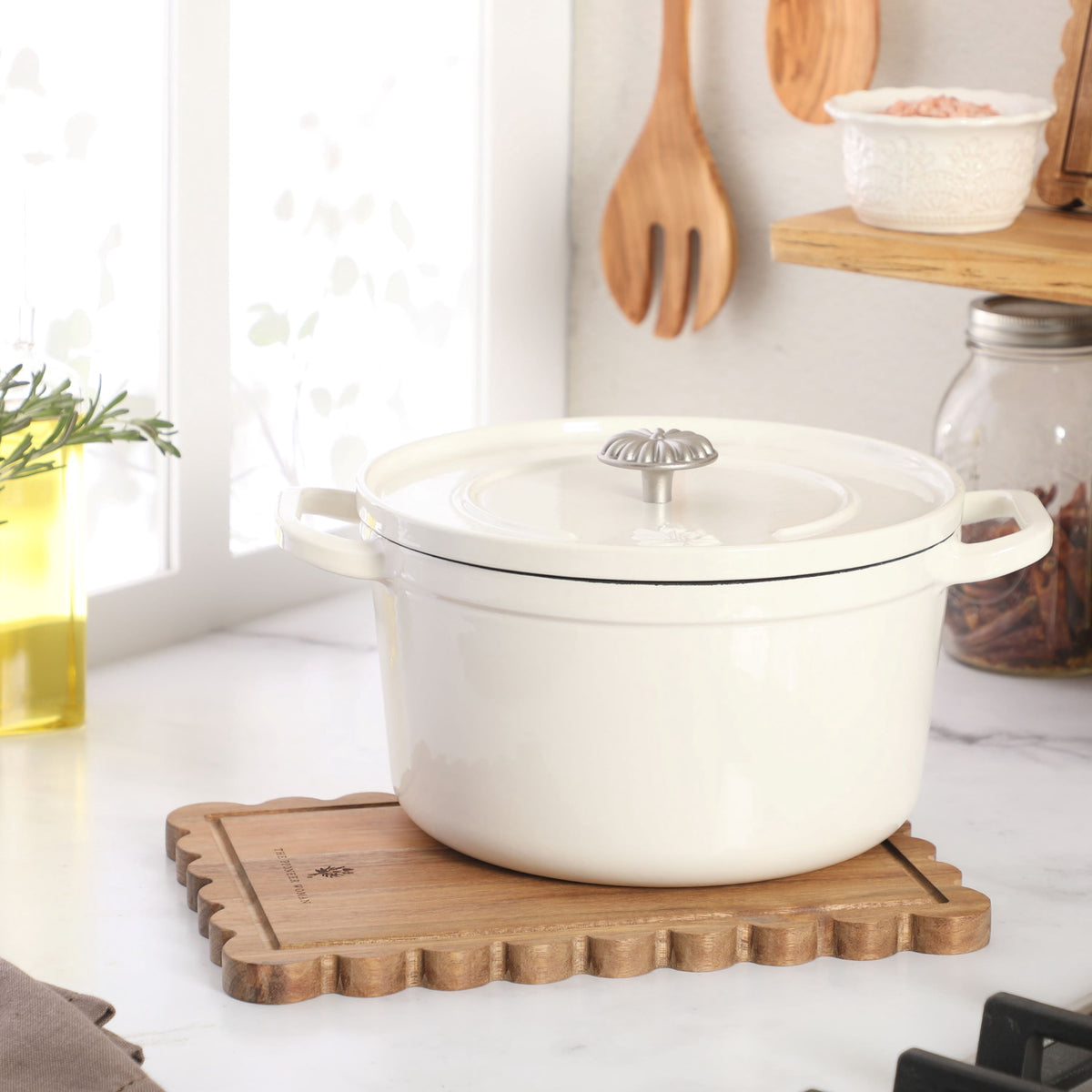 5-Quart Enameled Cast Iron Dutch Oven with Lid, Linen