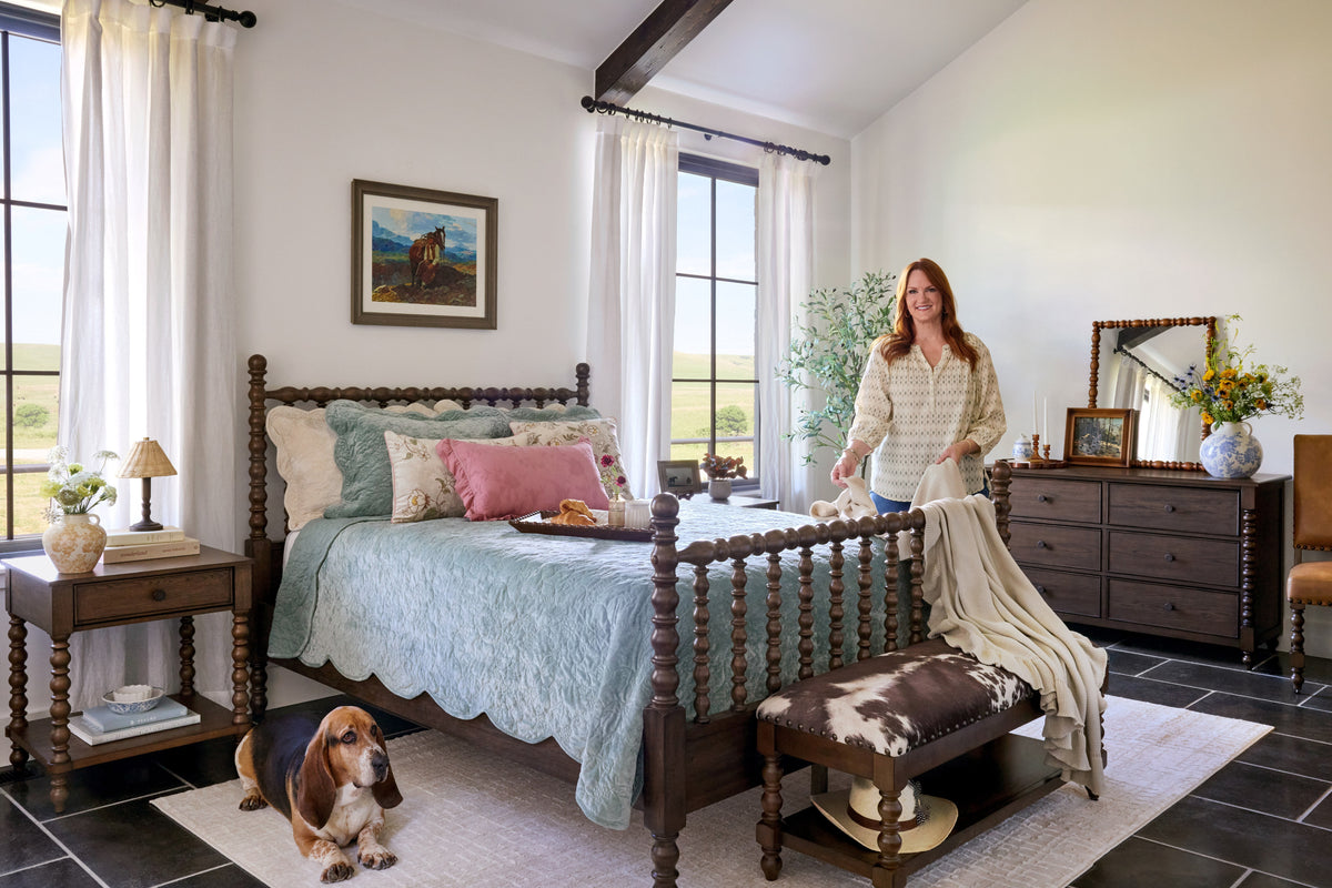 Eloise Floral Velvet Quilt, Full/Queen, Blue Dust Bedding