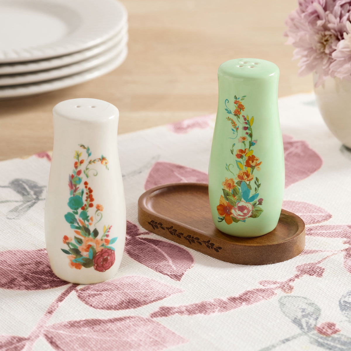 8-Pack The Pioneer Woman Ceramic Painted Meadow 3 Pieces Salt Pepper Shakers With Acacia Wood